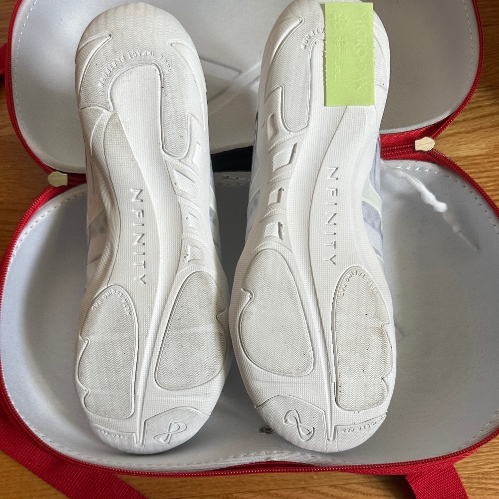 Nfinity vengeance cheer shoes